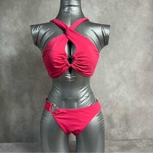 VENUS Vibrant Pink Bikini Top